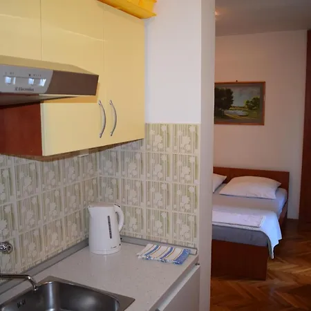 4299d Apartment