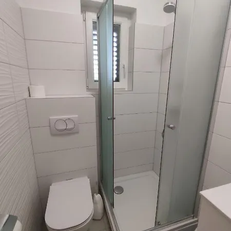 4299d Sveti Filip i Jakov